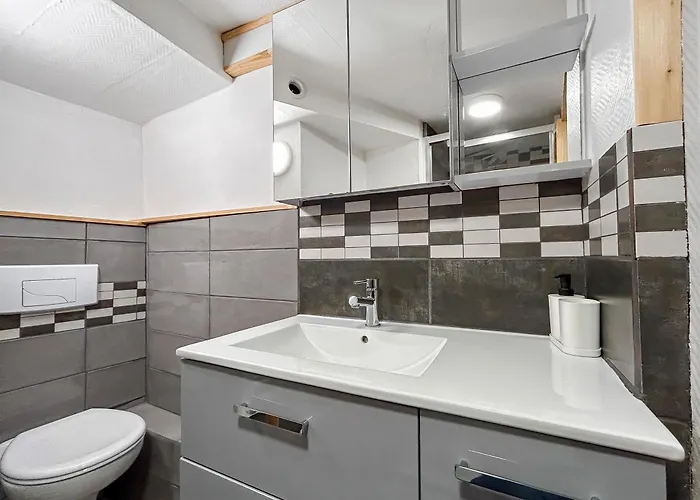Apartment La Provence A *